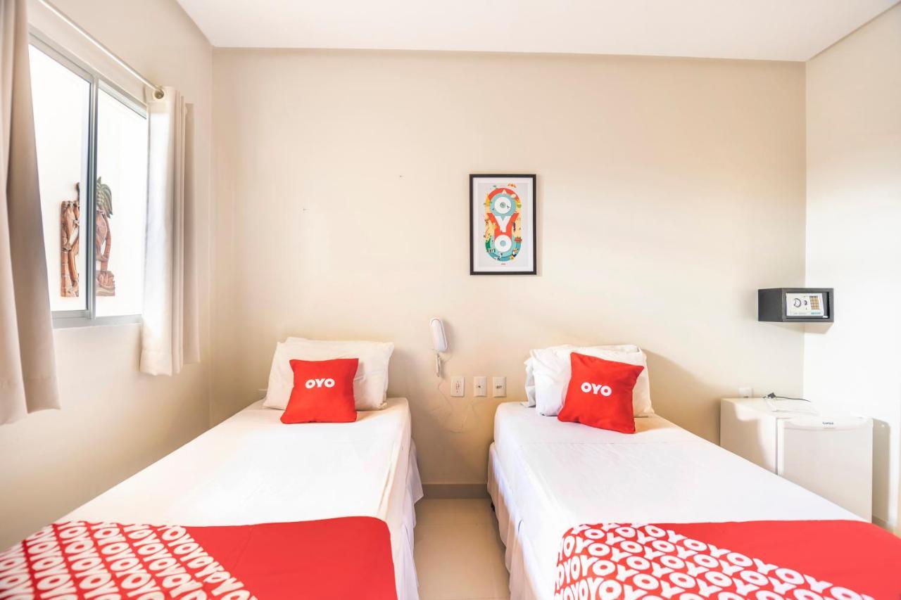 Oyo Hotel Diamante Negro - Салвадор Екстериор снимка