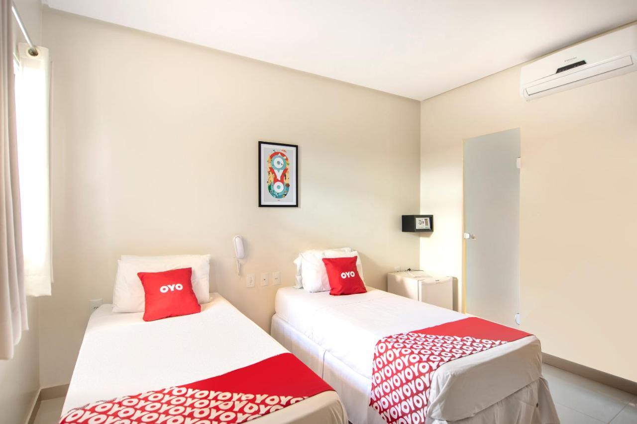 Oyo Hotel Diamante Negro - Салвадор Екстериор снимка