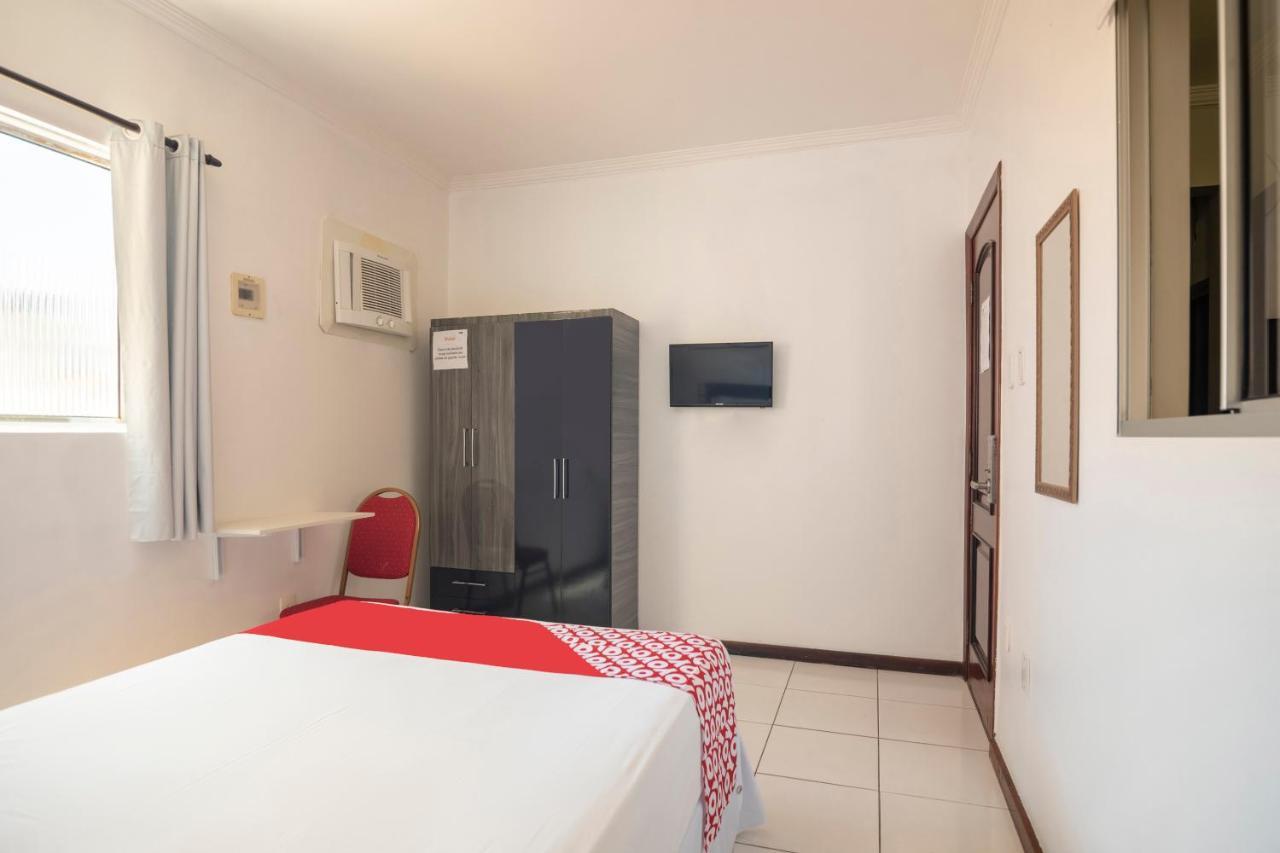 Oyo Hotel Diamante Negro - Салвадор Екстериор снимка
