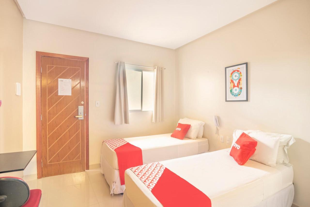 Oyo Hotel Diamante Negro - Салвадор Екстериор снимка