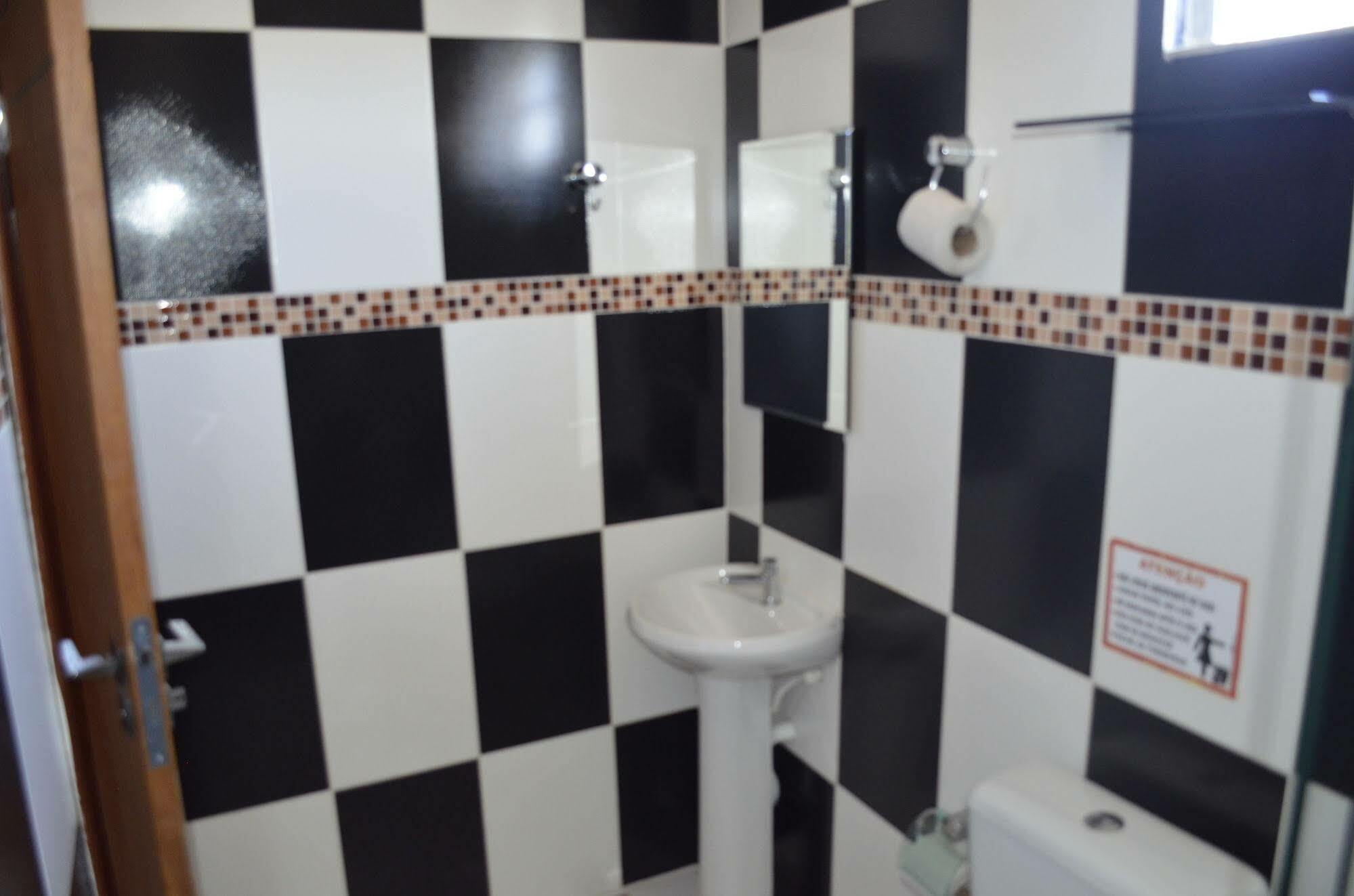 Oyo Hotel Diamante Negro - Салвадор Екстериор снимка